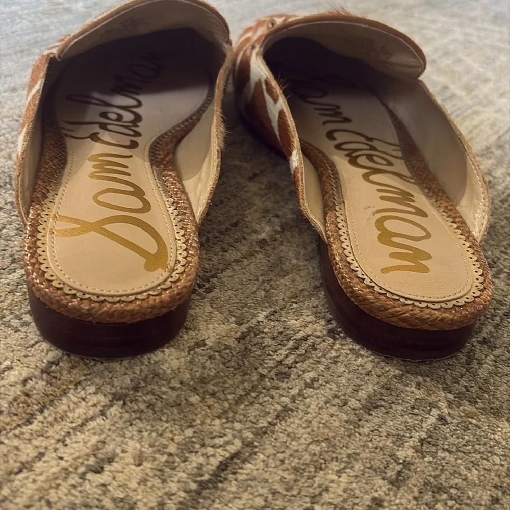 Sam Edelman Tan and White Patterned slip on Loafers - size 7.5 - leather